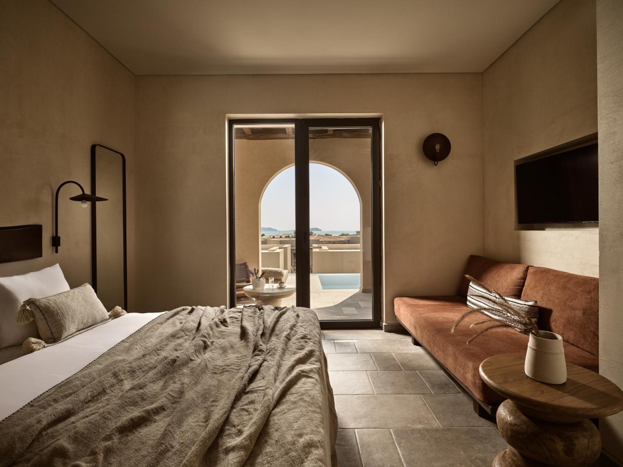 Hotel Pierros 5*